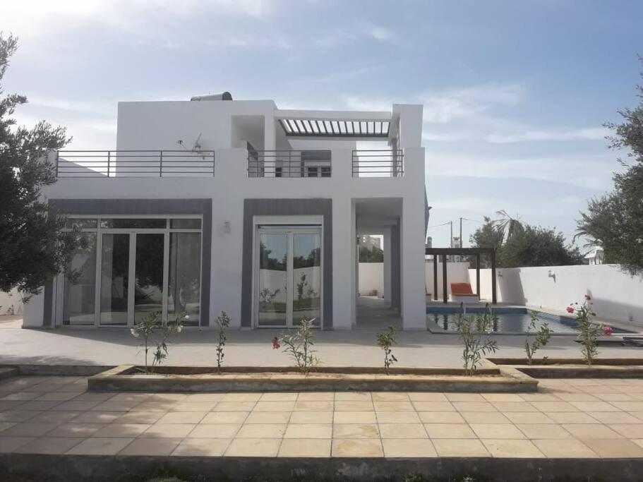 Magnifique Villa Avec Piscine Sur L'Ile De Djerba Pour Vacances Arkou Exterior foto